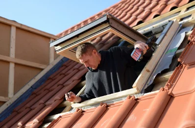Pose de fenêtres de toit Velux à Vertrieu